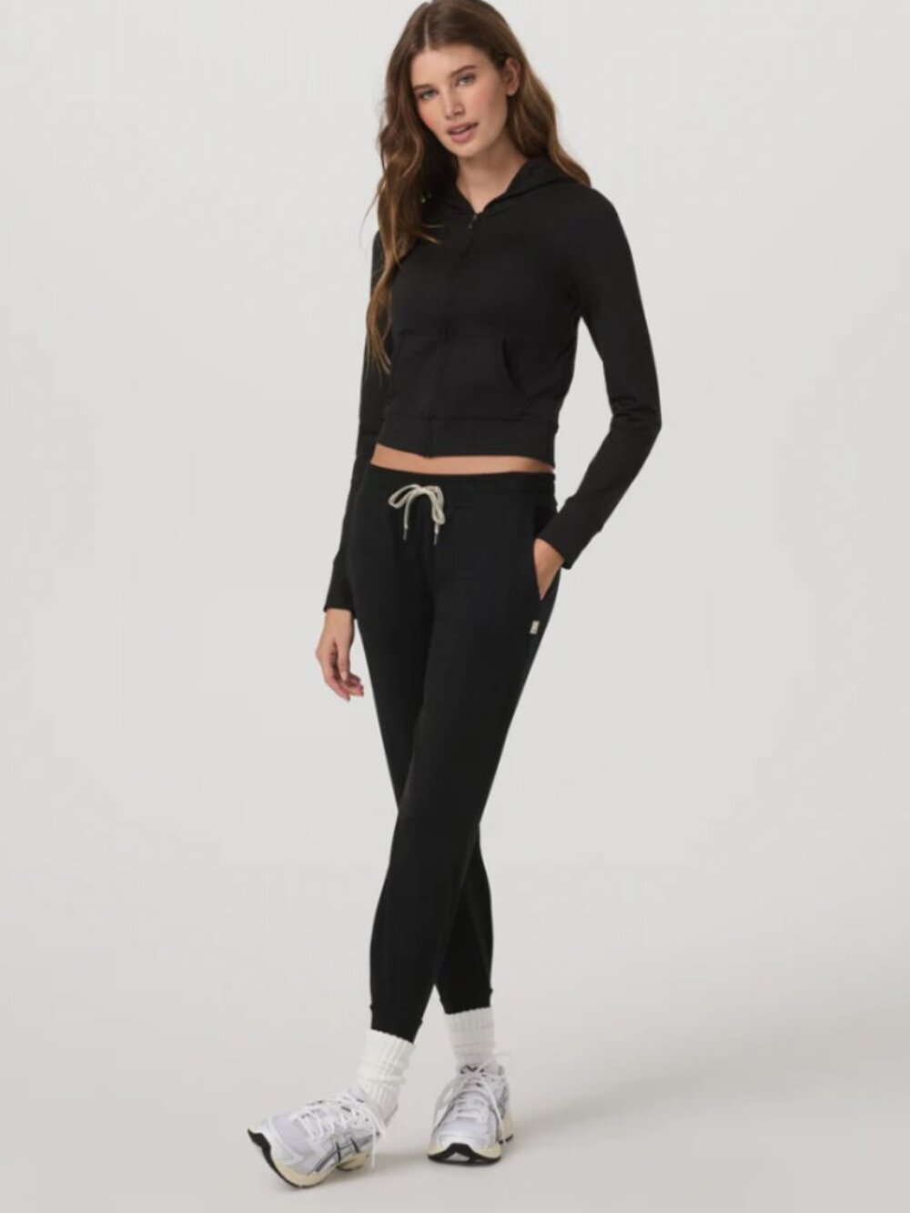 Vuori Black Jogger Pant Dreamknit Small Womens Performance Athleisure Lounge EUC